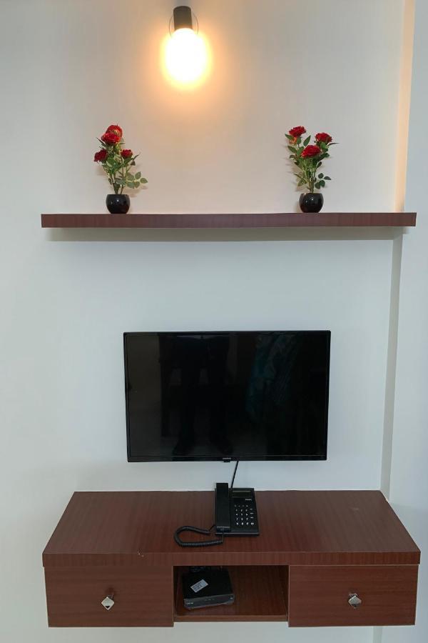 Vennela Hotel Apartments Bangalore Bagian luar foto
